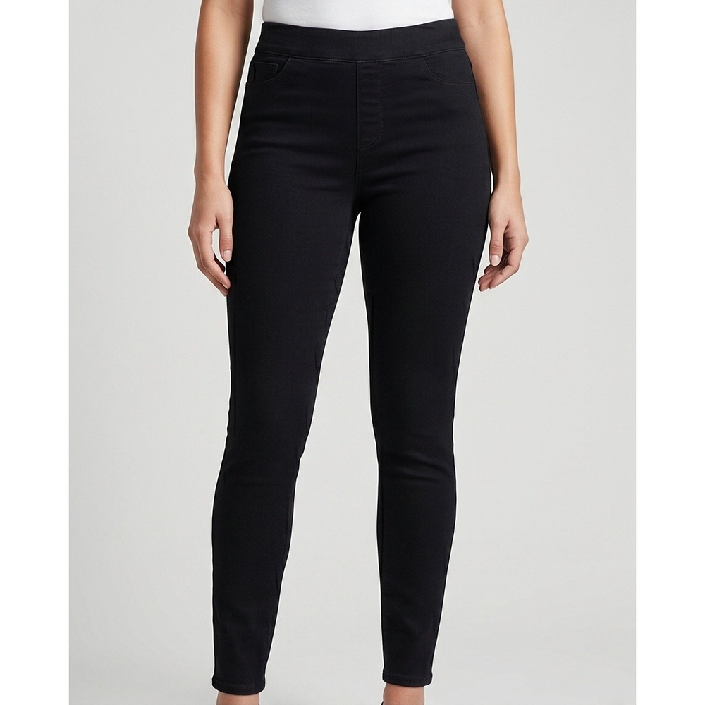 Levis 28S Women's Signature Black Totally Shaping Pull-On Skinny Jeans NWT